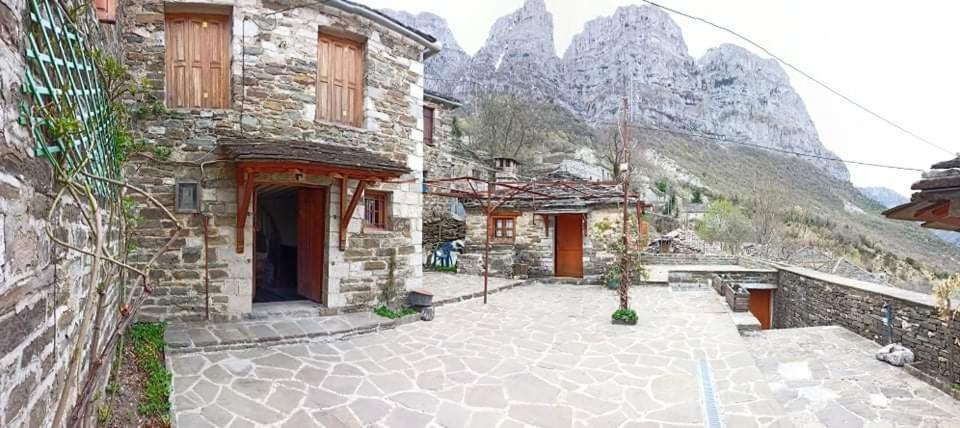 Ανδρομέδα: Παραδοσιακό Κατάλυμμα Villa Papingo Dış mekan fotoğraf