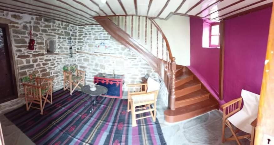 Ανδρομέδα: Παραδοσιακό Κατάλυμμα Villa Papingo Dış mekan fotoğraf